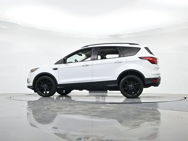 Certified 2019 Ford Escape SE FWD image 37