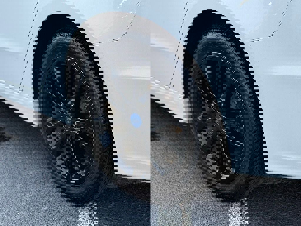 Certified 2020 Ford Fusion SE image 9