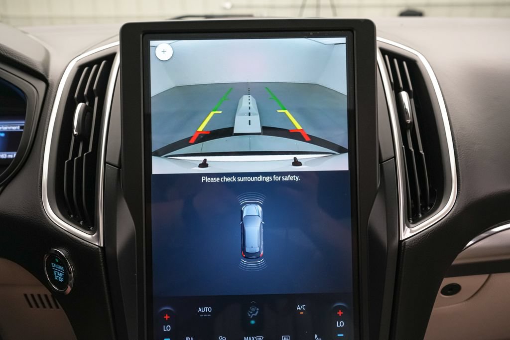 Certified 2023 Ford Edge Titanium AWD/4WD image 16