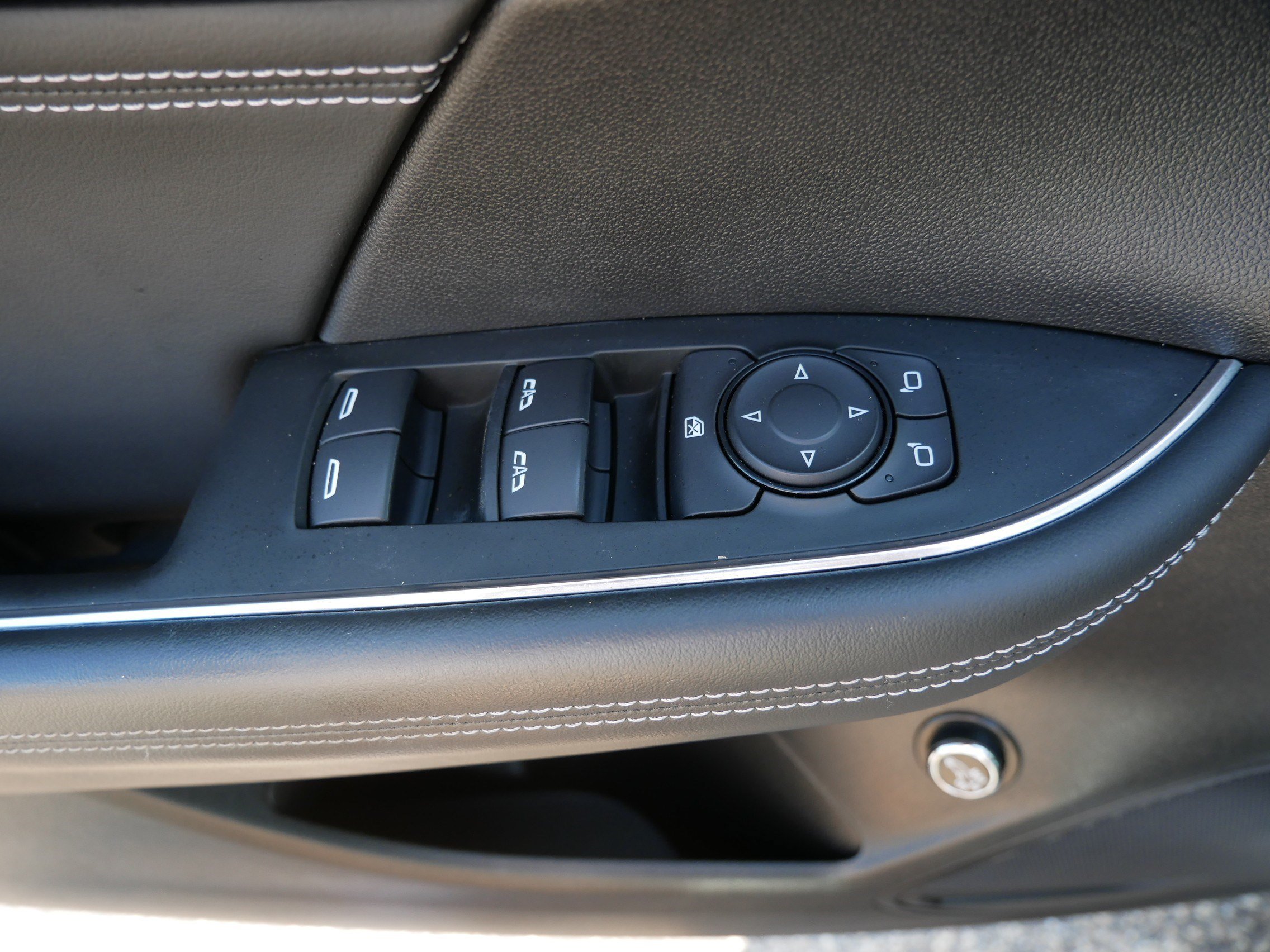 Used 2022 Buick Envision Preferred AWD/4WD image 16