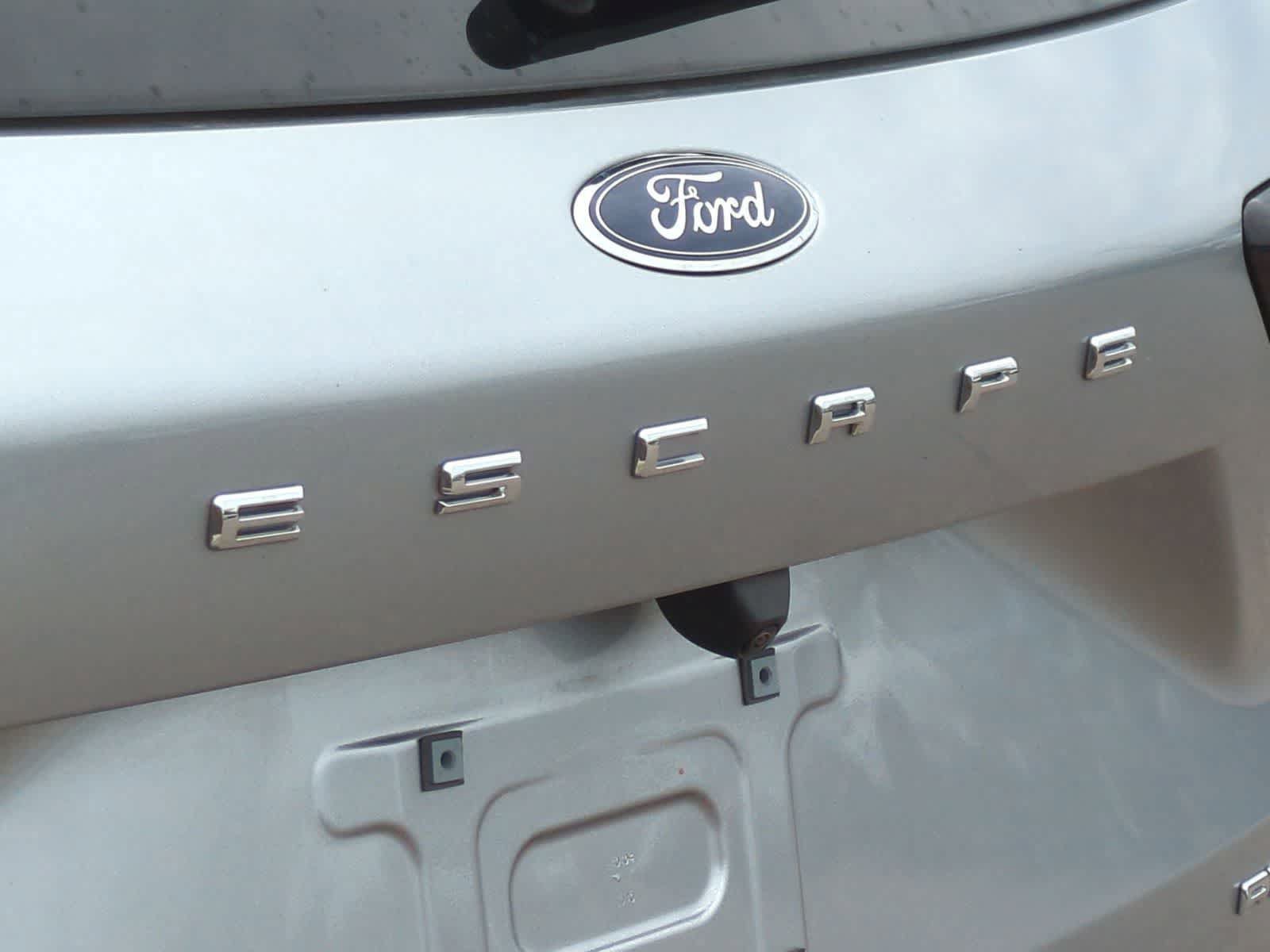 Certified 2023 Ford Escape Platinum w/ Premium Technology Package AWD/4WD image 13