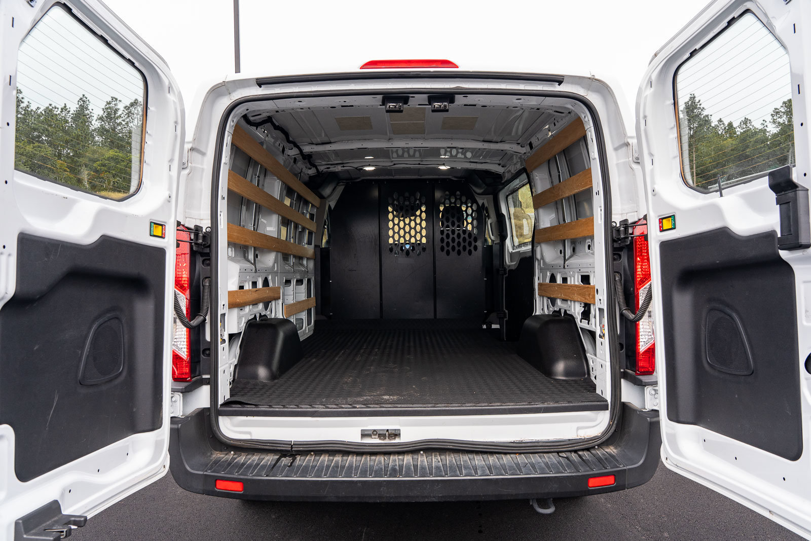 Certified 2025 Ford Transit 250 Low Roof w/ Exterior Upgrade Package RWD image 16