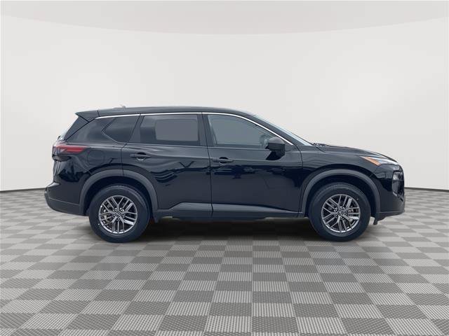 Used 2024 Nissan Rogue S AWD/4WD image 6