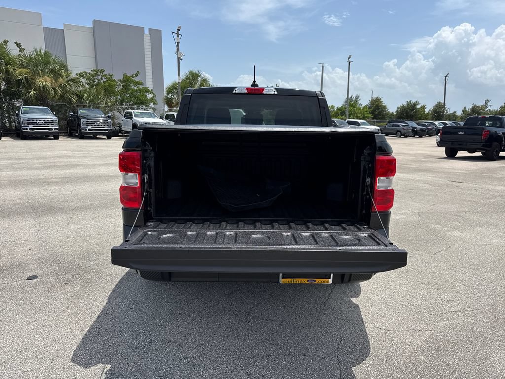 Certified 2025 Ford Maverick XL FWD image 27