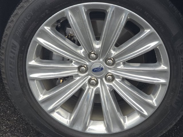 Certified 2022 Ford Explorer Limited w/ Hybrid Equipment Group 310A AWD/4WD image 11