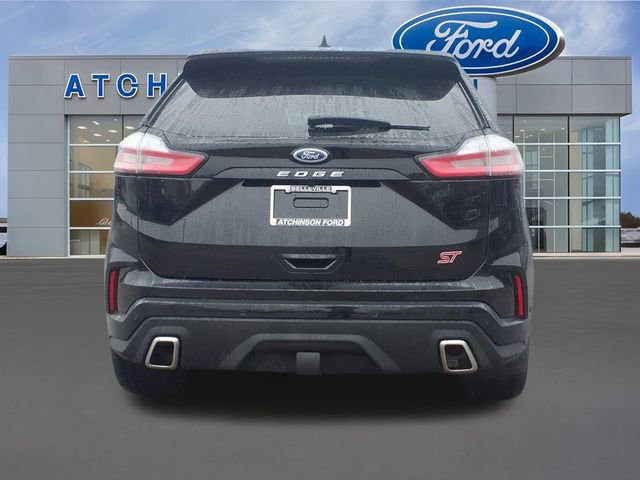 Certified 2022 Ford Edge ST w/ Equipment Group 401A image 3