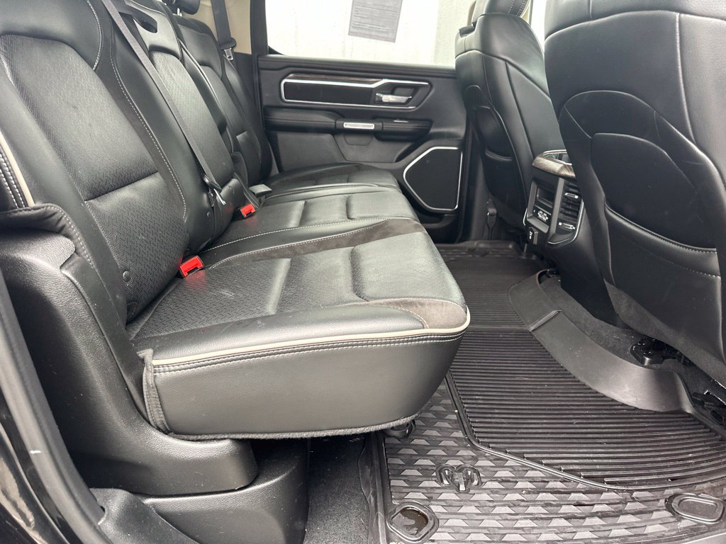 Used 2019 RAM 1500 Laramie AWD/4WD image 25