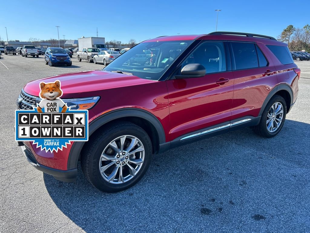 Certified 2022 Ford Explorer XLT w/ Equipment Group 202A image 1
