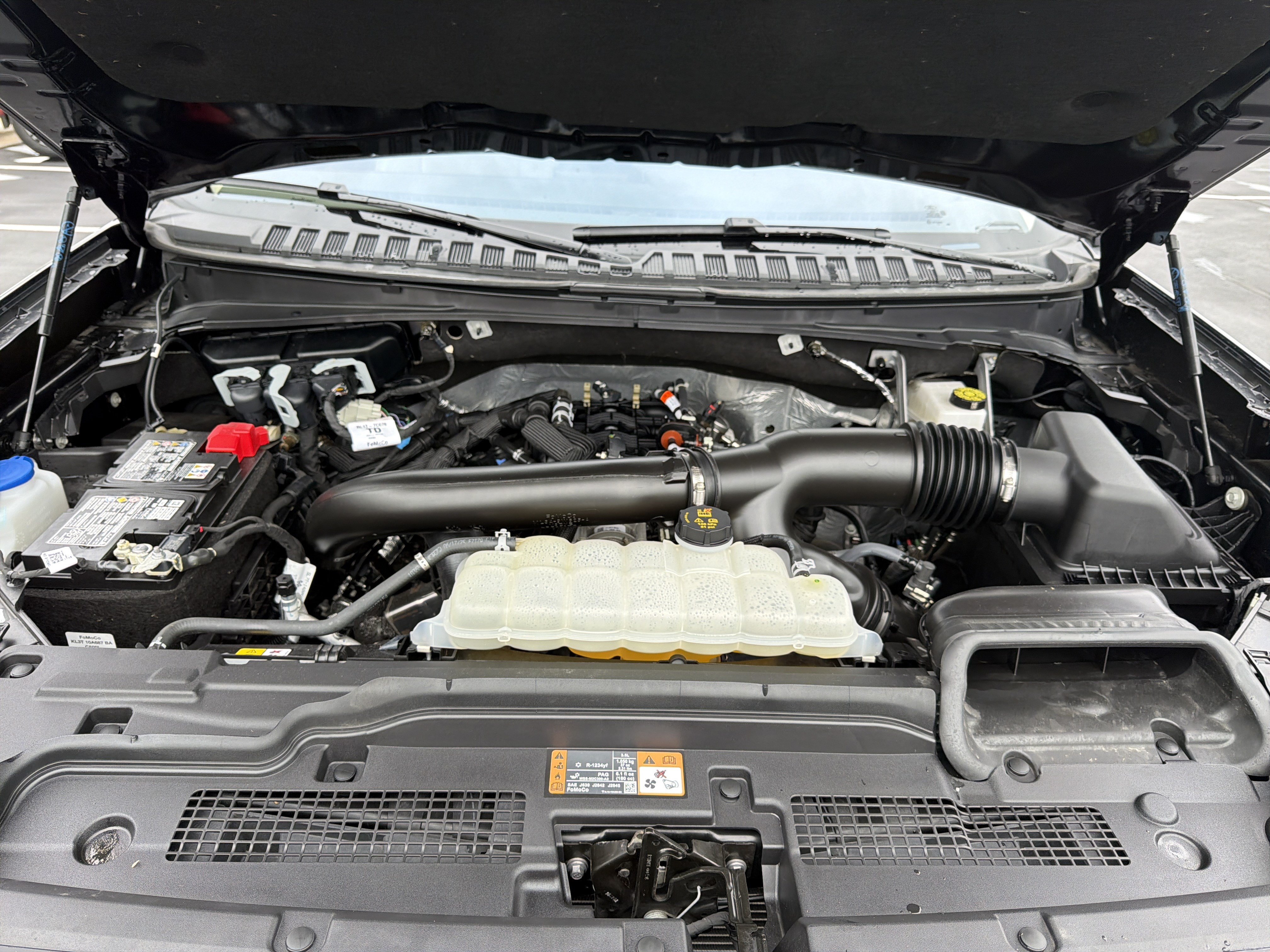Certified 2025 Ford Expedition Active AWD/4WD image 57