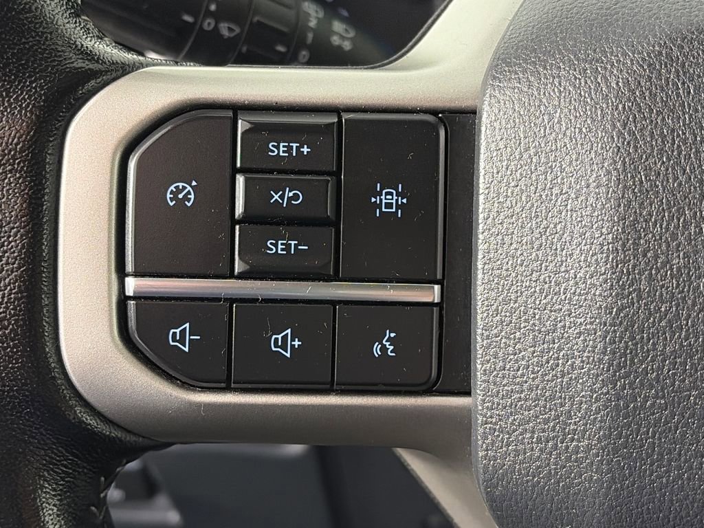 Certified 2022 Ford Expedition Max XLT image 17