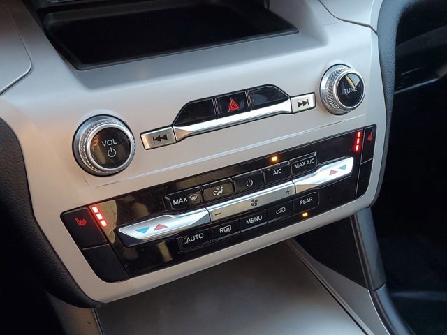 Certified 2023 Ford Explorer XLT image 26