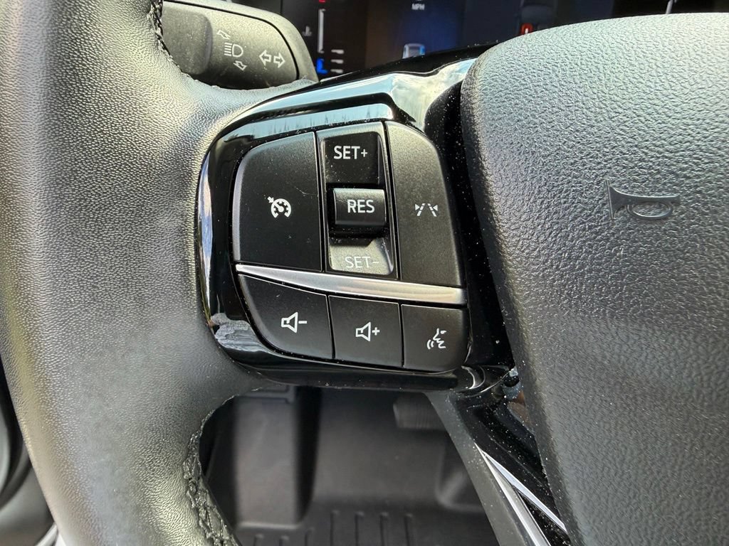 Certified 2023 Ford Escape Active AWD/4WD image 12