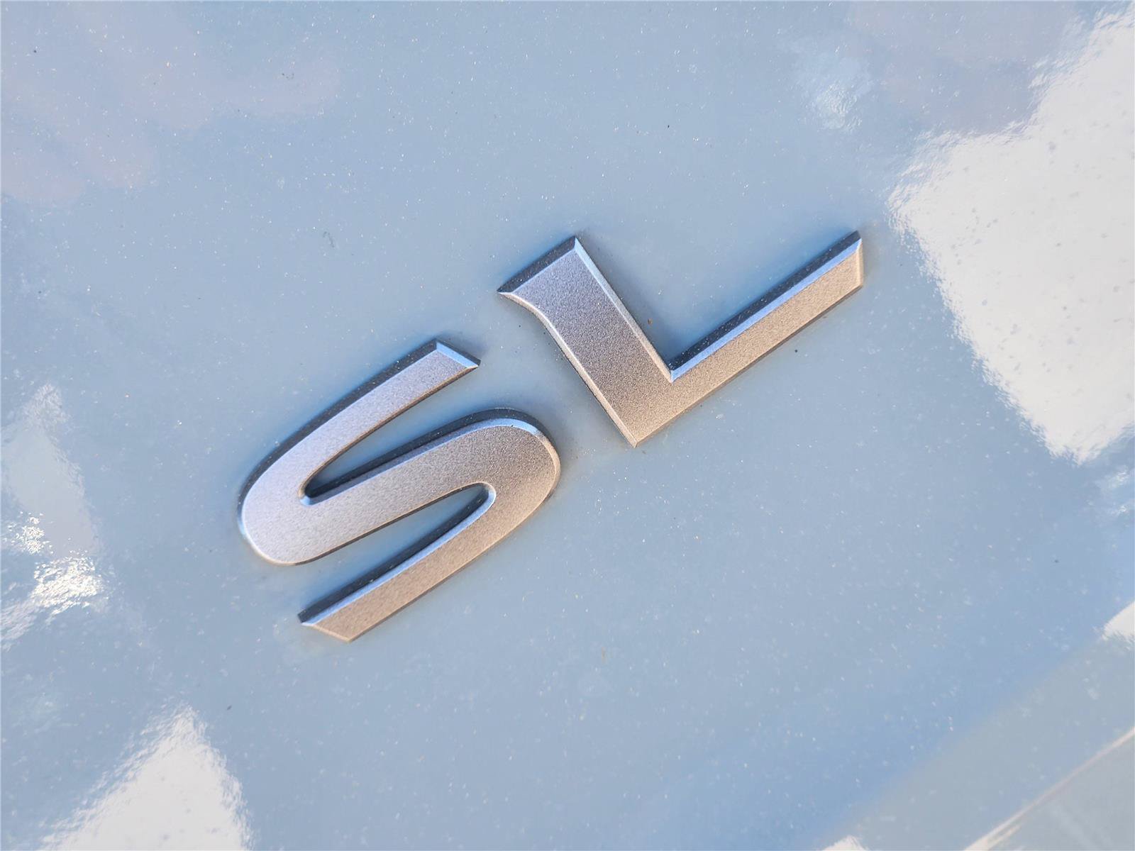 Used 2024 Nissan Rogue SL FWD image 9
