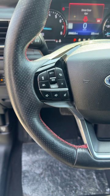 Certified 2023 Ford Explorer ST-Line image 9
