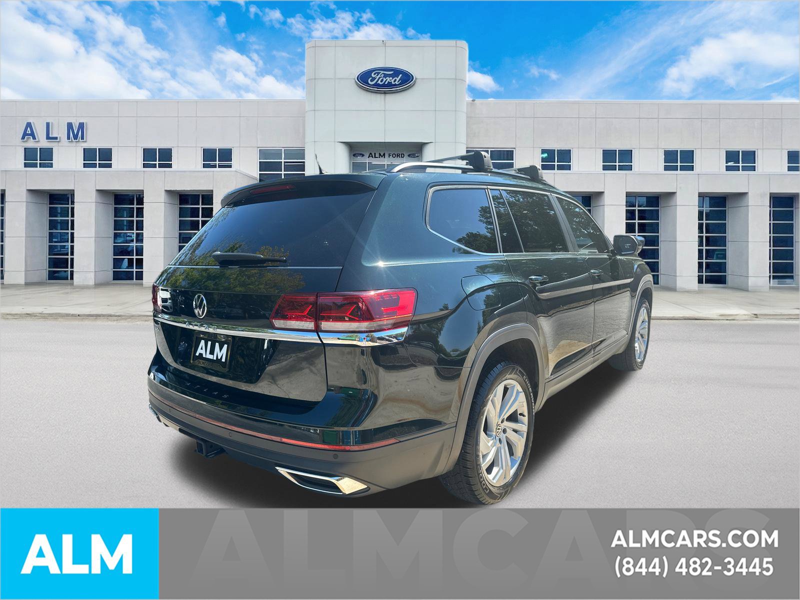 Used 2021 Volkswagen Atlas SE w/ Panoramic Sunroof Package FWD image 5