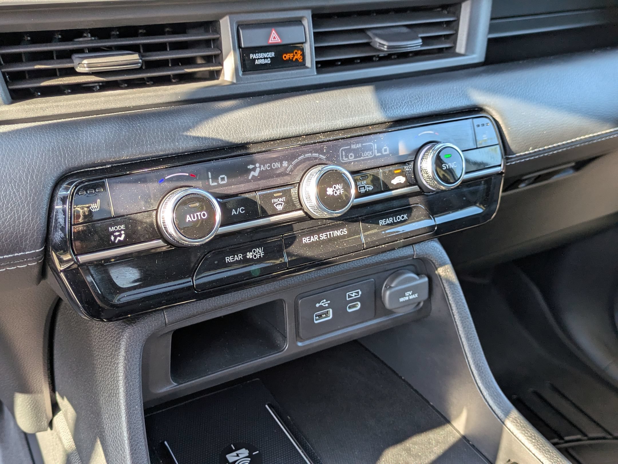 Used 2024 Honda Pilot Touring image 25