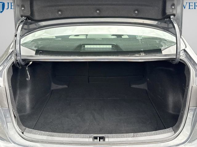 Used 2024 Toyota Corolla LE FWD image 17