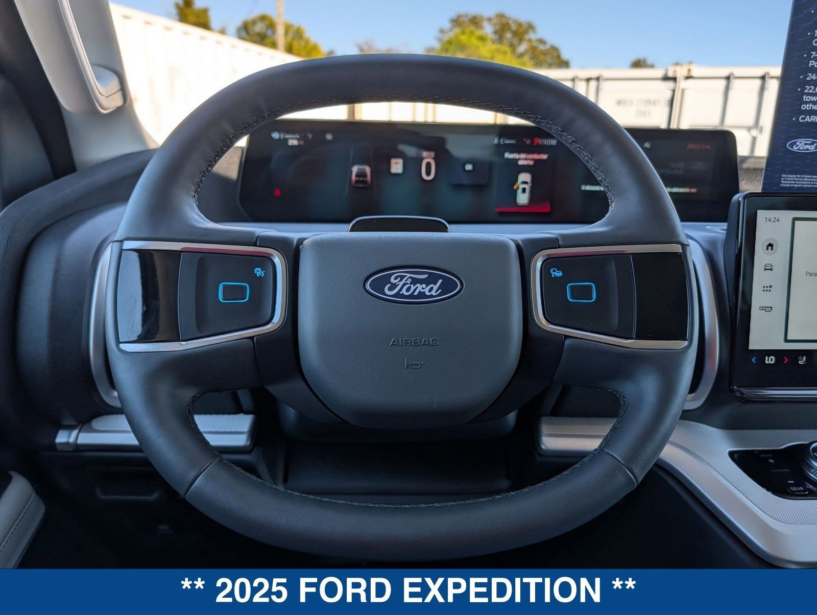Certified 2025 Ford Expedition Active image 31