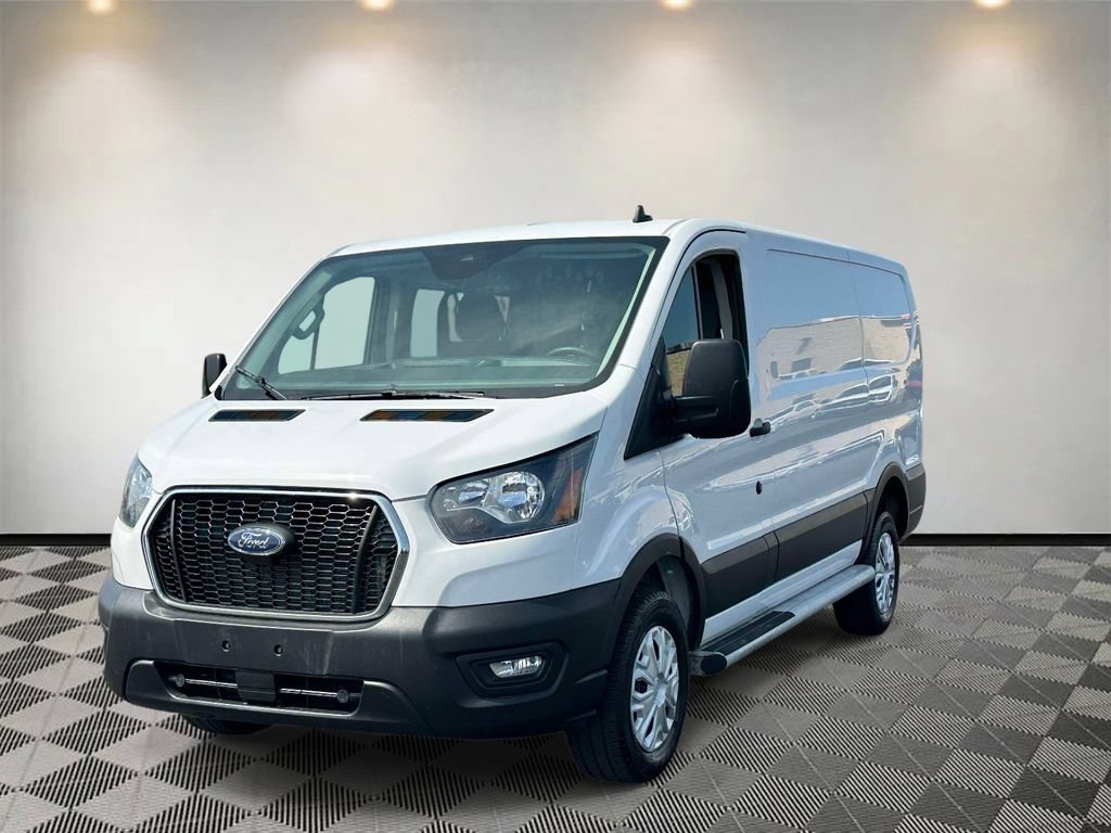 Certified 2025 Ford Transit 250 Low Roof w/ Exterior Upgrade Package RWD image 6
