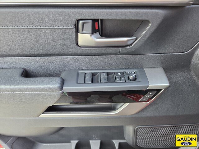 Used 2026 Toyota Tundra Limited AWD/4WD image 18