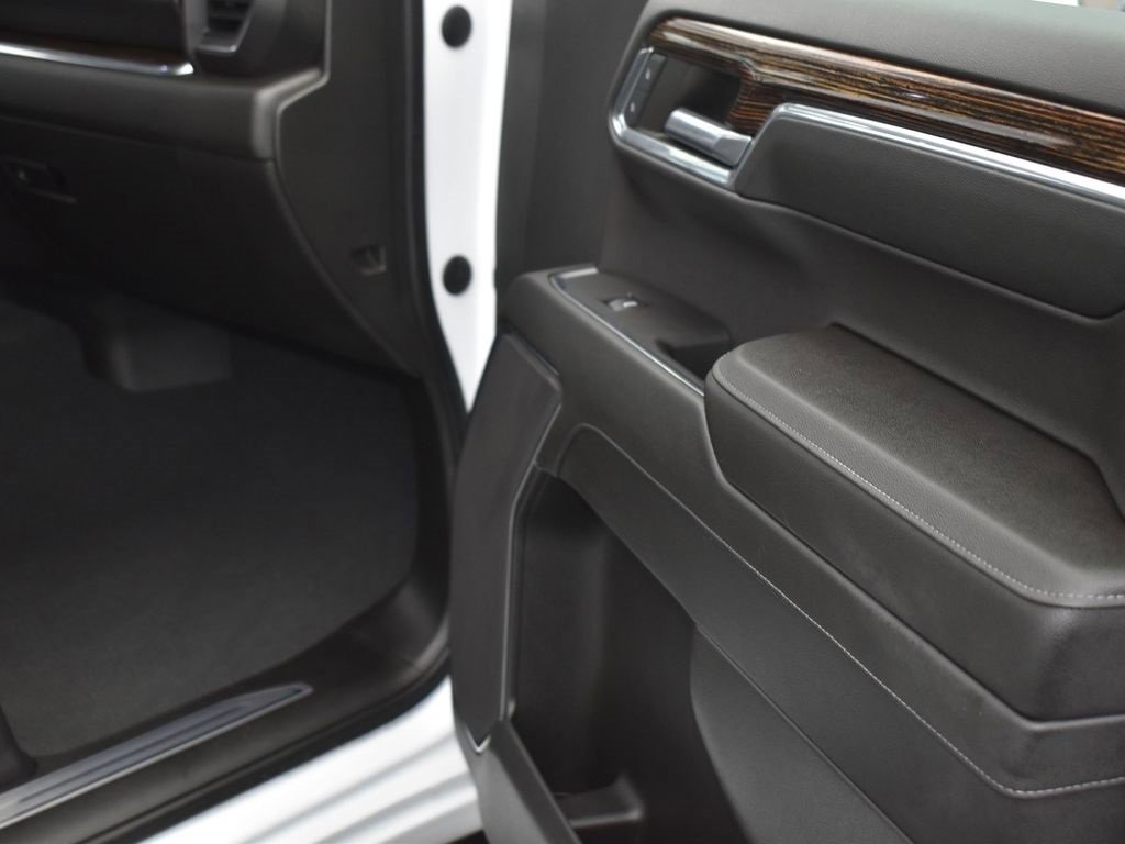 Used 2023 GMC Sierra 1500 Elevation image 18