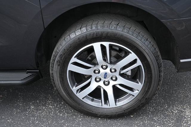 Certified 2024 Ford Expedition Max Limited AWD/4WD image 16