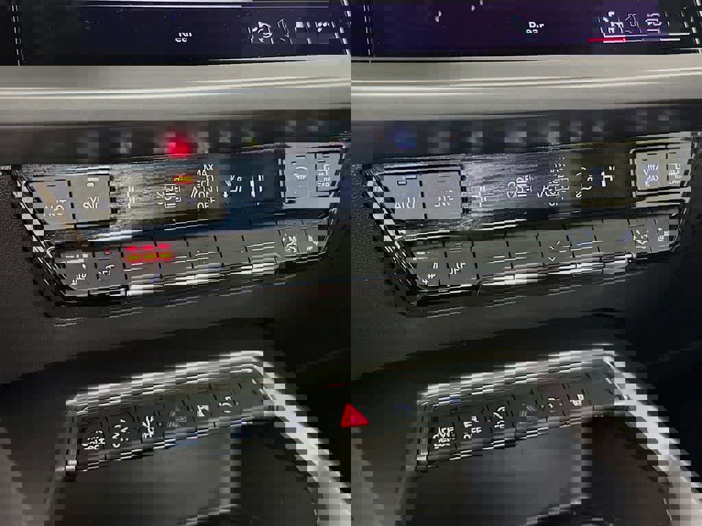 Used 2024 Audi A3 2.0T Premium image 21