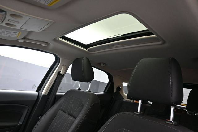 Certified 2018 Ford EcoSport SE FWD image 19