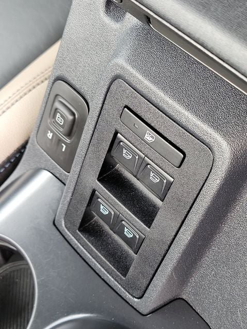 Certified 2024 Ford Bronco Wildtrak AWD/4WD image 18