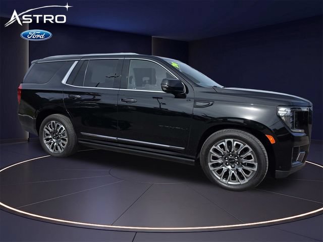 Used 2024 GMC Yukon Denali Ultimate AWD/4WD image 1