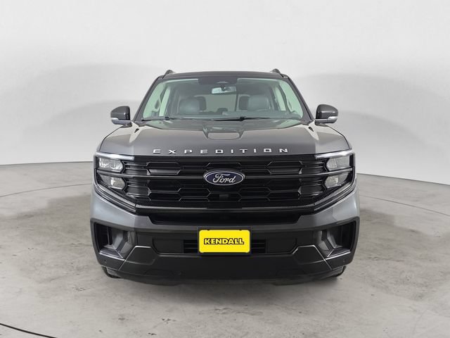 Certified 2025 Ford Expedition Active AWD/4WD image 2
