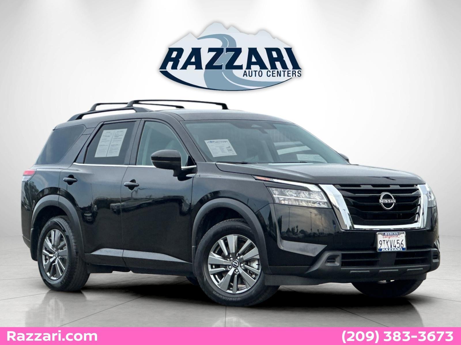 Used 2022 Nissan Pathfinder SV w/ Cargo Package image 7