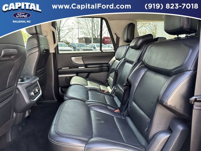 Certified 2025 Ford Expedition Max Platinum image 19