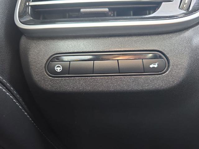 Used 2023 INFINITI QX60 Luxe w/ Cargo Package AWD/4WD image 37