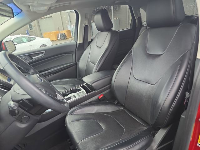 Certified 2020 Ford Edge Titanium w/ Equipment Group 301A AWD/4WD image 11