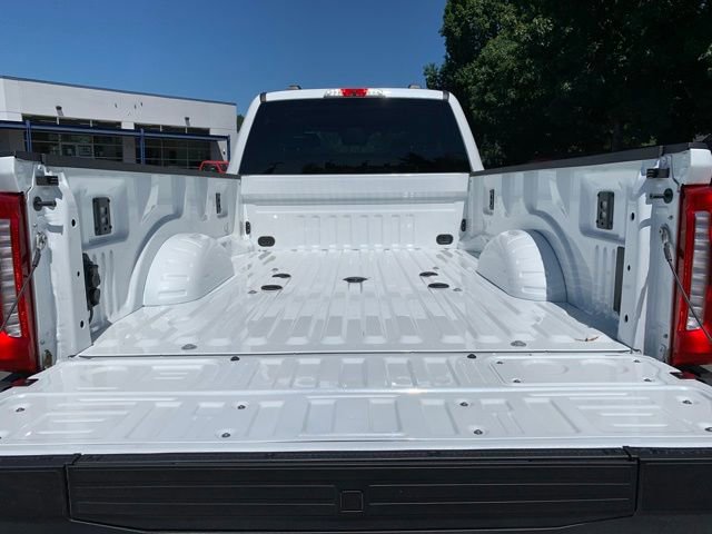 Certified 2025 Ford F350 Lariat image 6