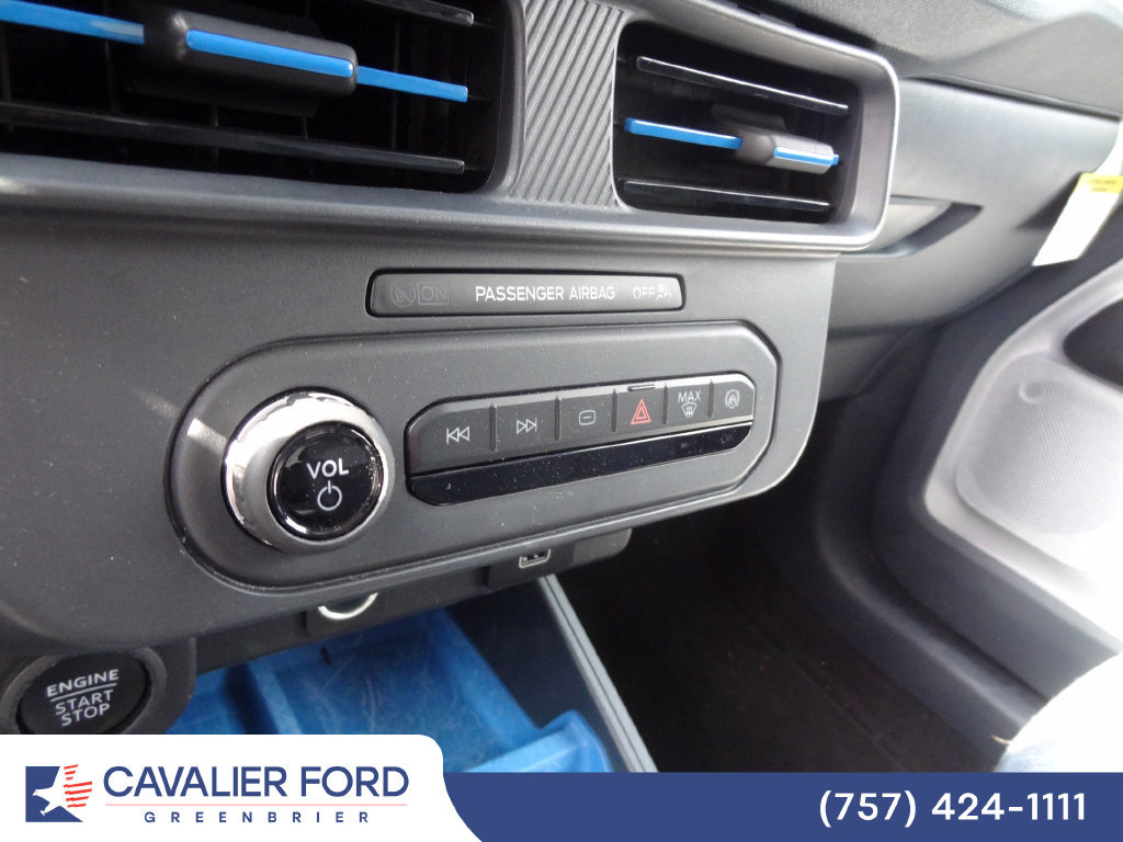 Certified 2025 Ford Maverick XLT w/ XLT Luxury Package AWD/4WD image 14
