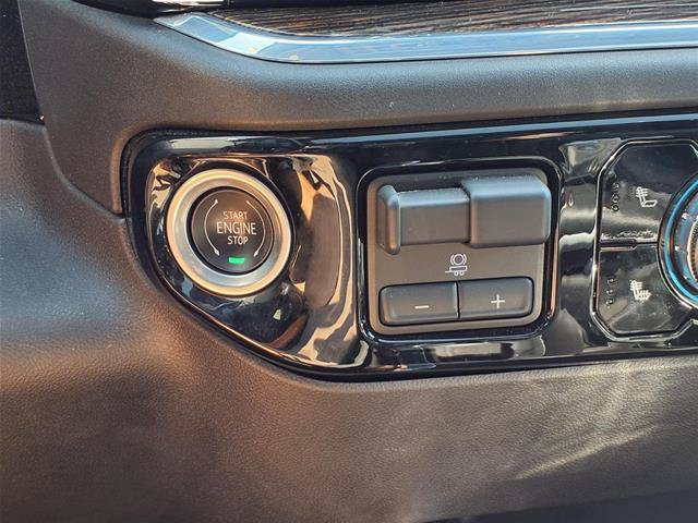 Used 2024 GMC Sierra 1500 Elevation w/ Elevation Premium Package AWD/4WD image 10