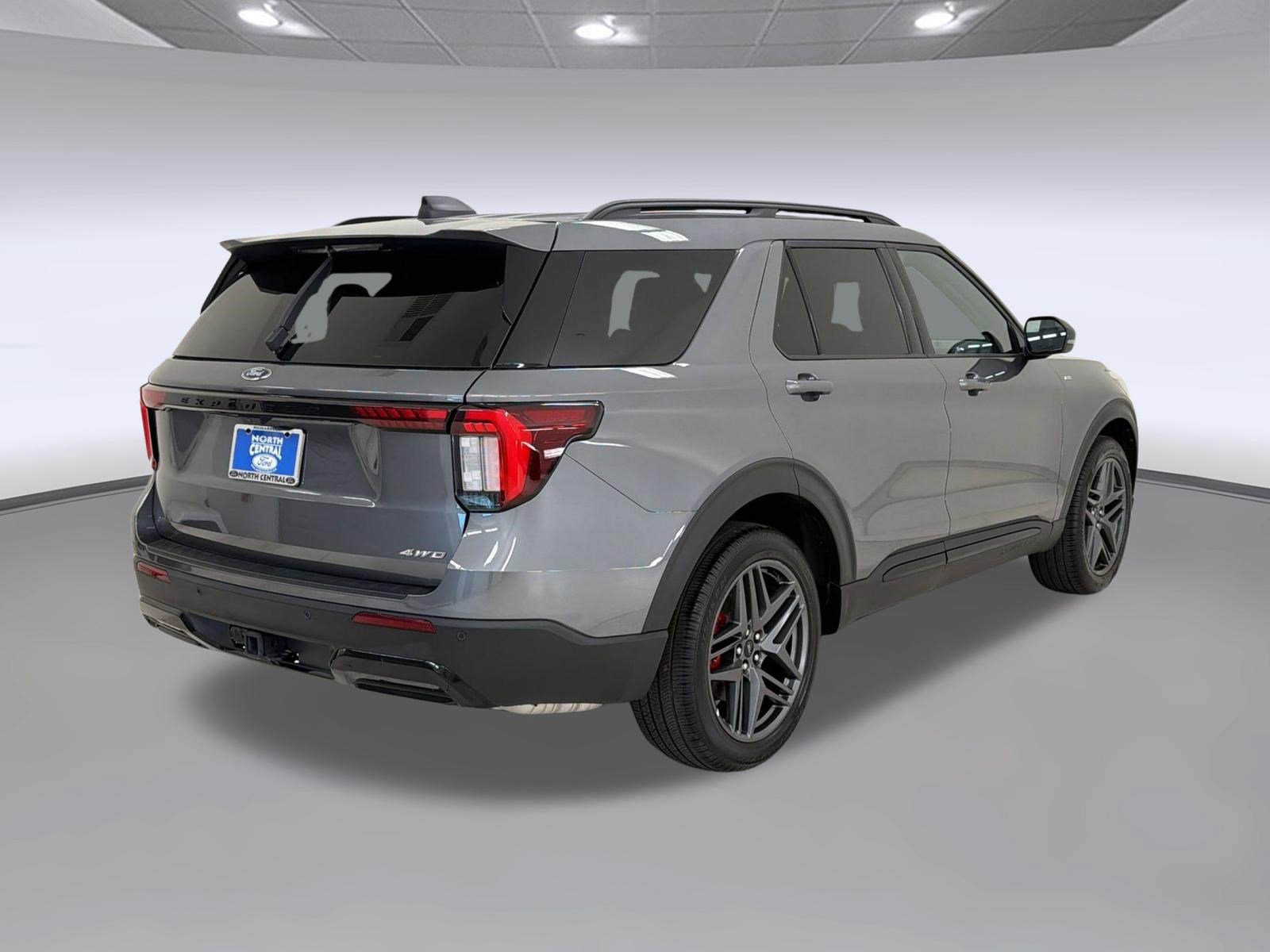 Certified 2025 Ford Explorer ST-Line w/ ST-Line Street Pack AWD/4WD image 9