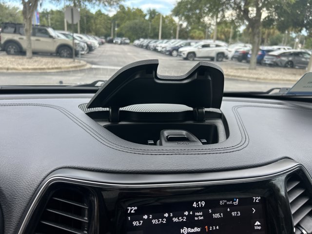 Used 2021 Jeep Cherokee Limited w/ Elite Package FWD image 28