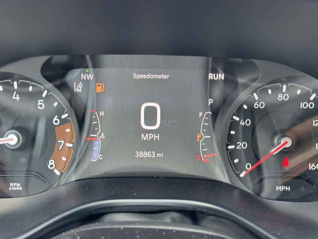 Used 2025 Jeep Compass Limited AWD/4WD image 14