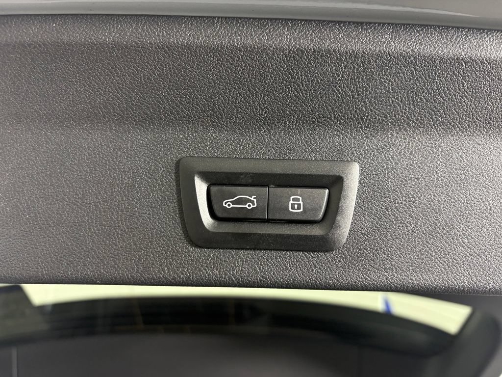 Used 2024 BMW X3 xDrive30i w/ Premium Package AWD/4WD image 32