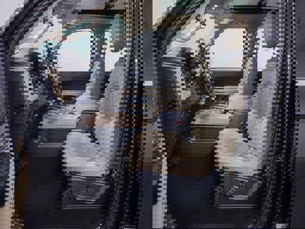 Certified 2024 Ford Expedition Limited image 13