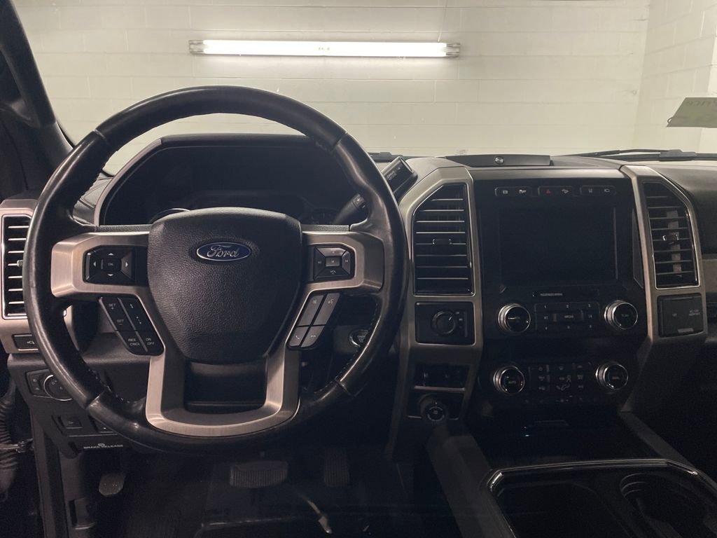 Certified 2021 Ford F450 Platinum w/ FX4 Off-Road Package image 9