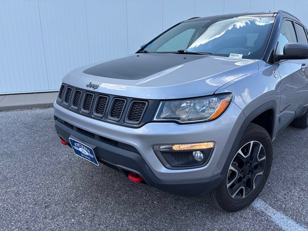 Used 2020 Jeep Compass Trailhawk AWD/4WD image 2