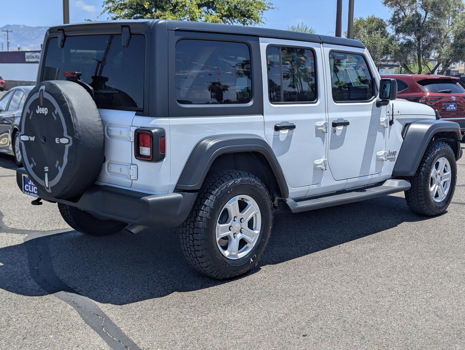 Used 2021 Jeep Wrangler Unlimited Sport AWD/4WD image 2