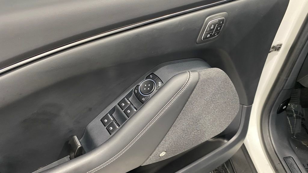 Certified 2024 Ford Mustang Mach-E Premium image 16