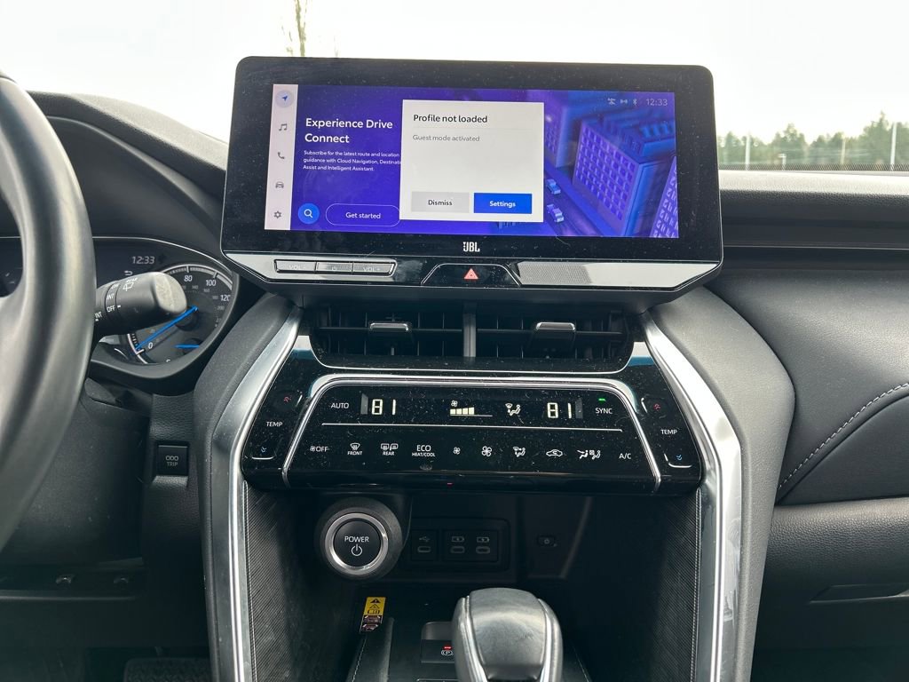 Used 2023 Toyota Venza XLE image 25