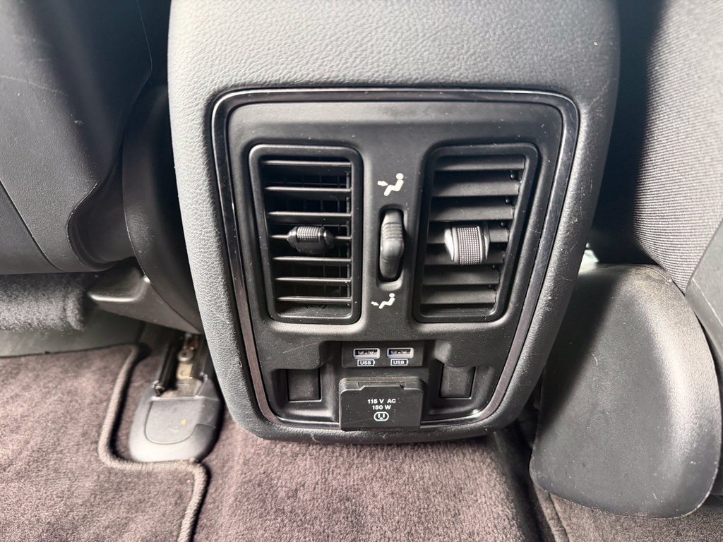 Used 2019 Jeep Grand Cherokee Limited AWD/4WD image 22