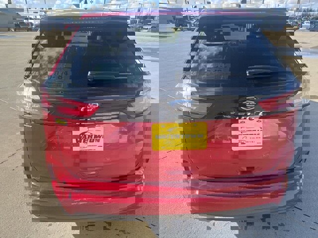 Certified 2023 Ford Edge ST-Line w/ Class II Trailer Tow Package image 3